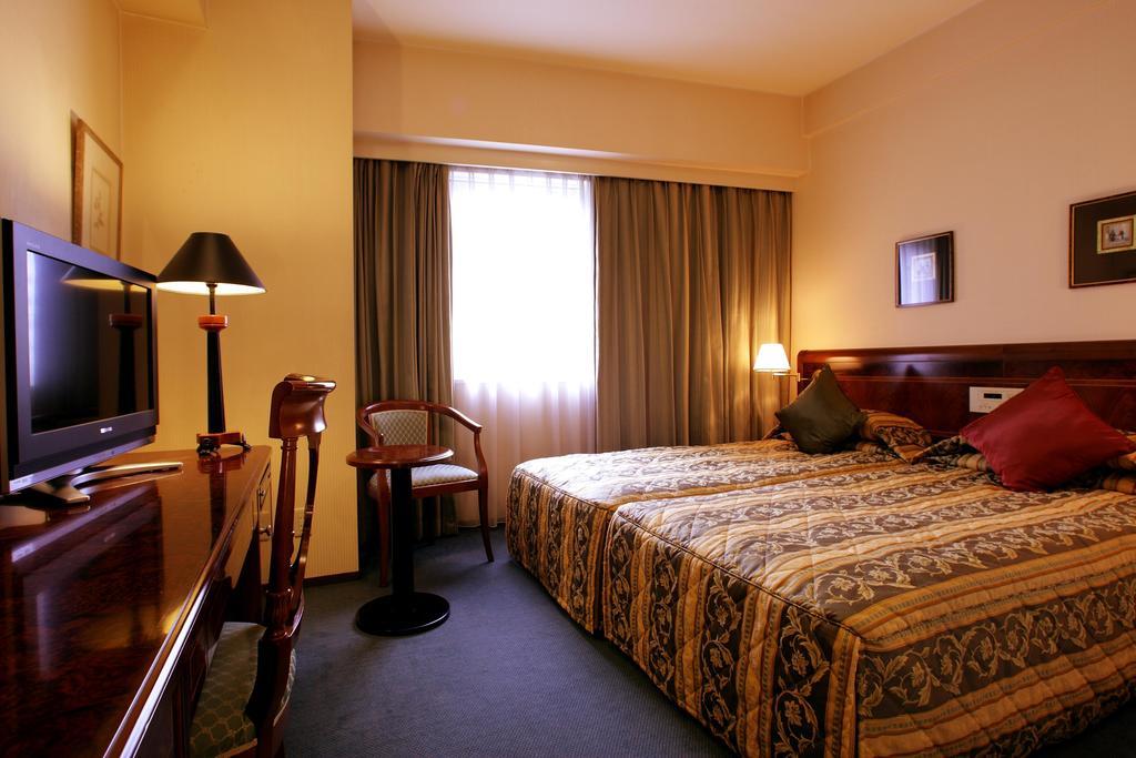 Dukes Hotel Nakasu Fukuoka  Zewnętrze zdjęcie