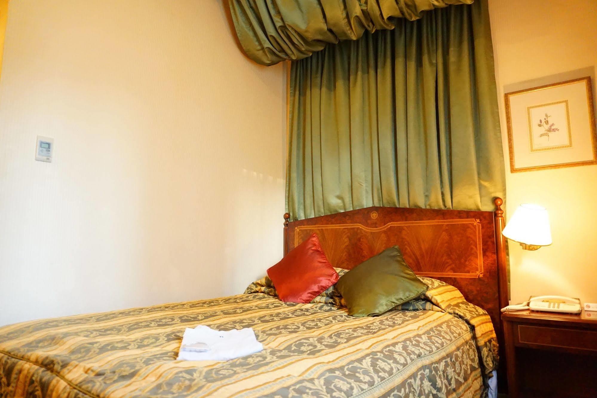 Dukes Hotel Nakasu Fukuoka  Zewnętrze zdjęcie