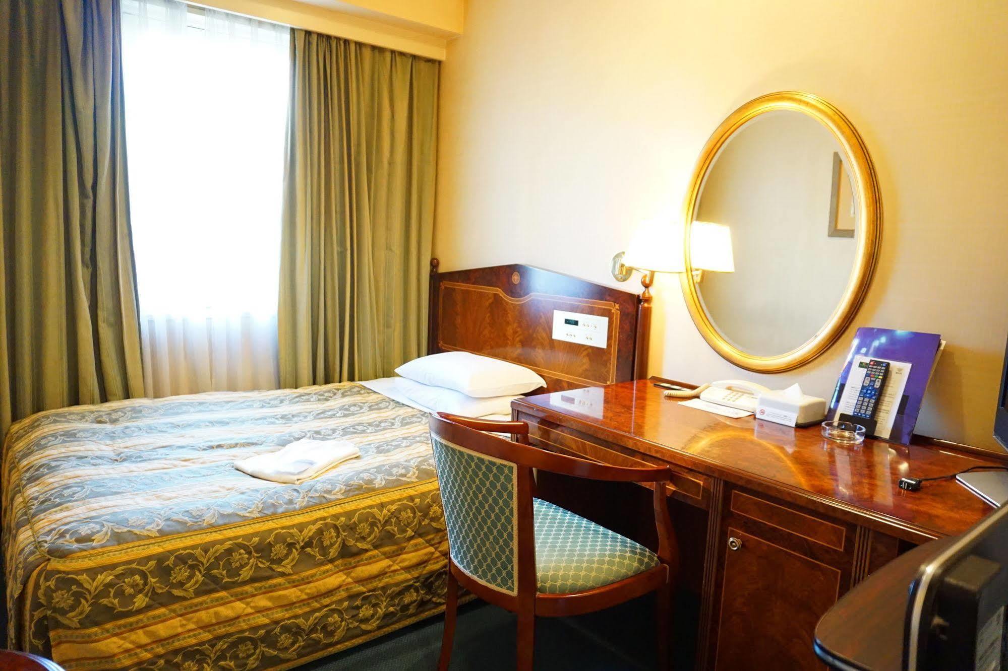 Dukes Hotel Nakasu Fukuoka  Zewnętrze zdjęcie