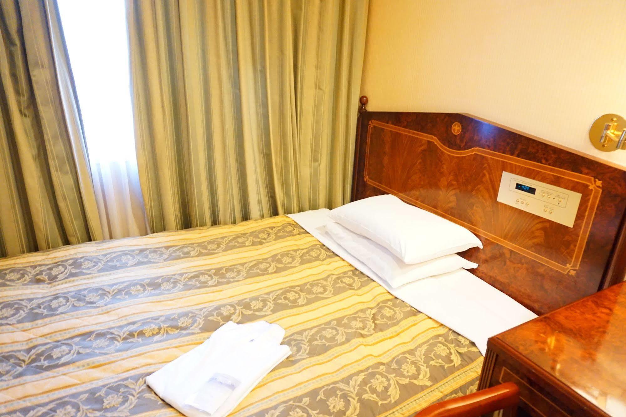 Dukes Hotel Nakasu Fukuoka  Zewnętrze zdjęcie
